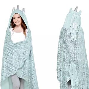Justice Aqua Unicorn Hooded Blanket